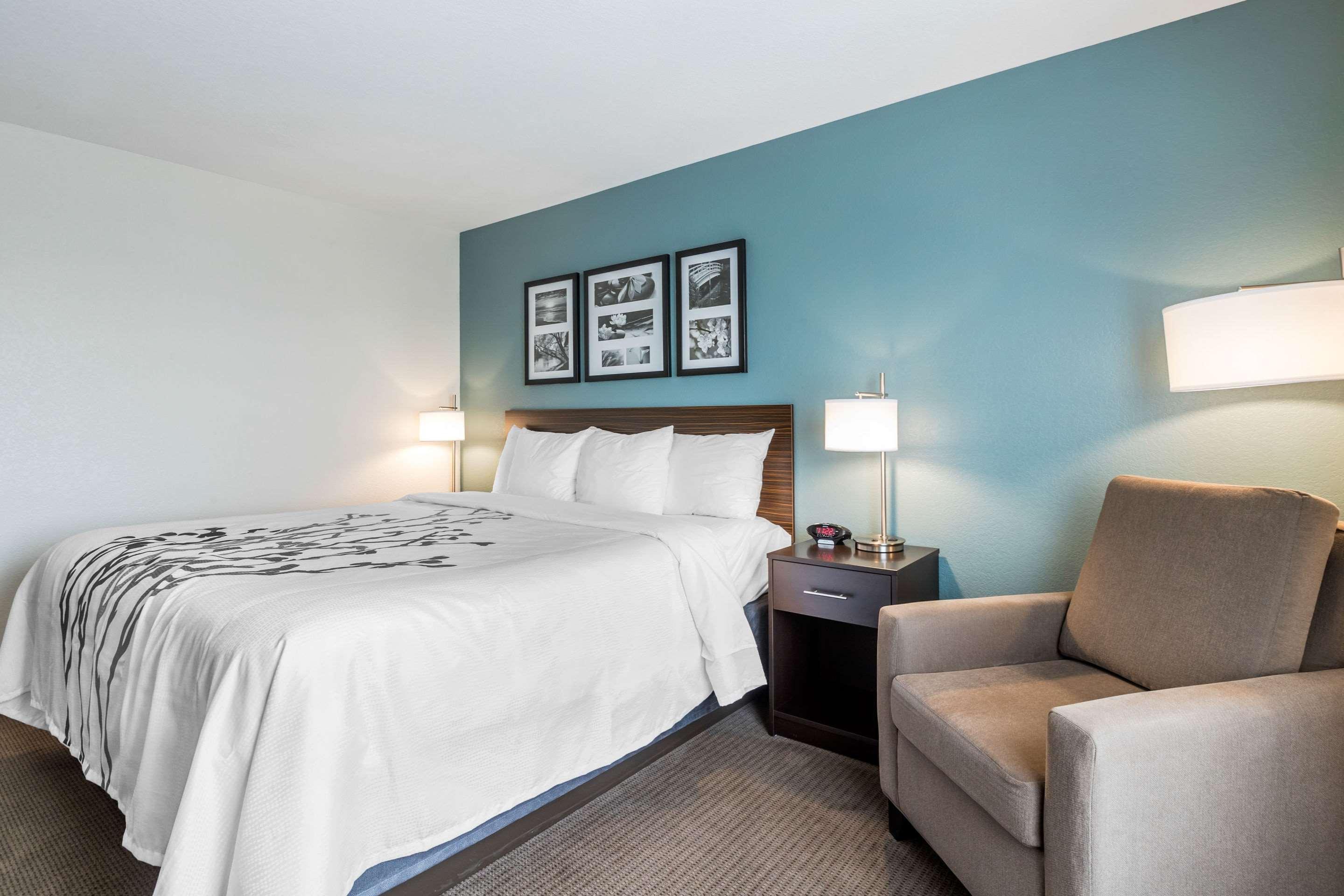 Sleep Inn & Suites West Des Moines Near Jordan Creek Экстерьер фото