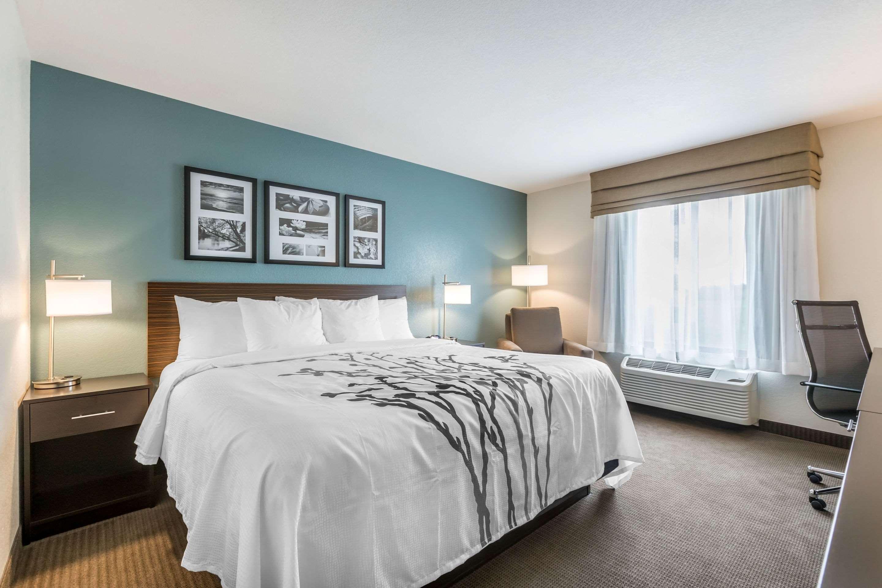 Sleep Inn & Suites West Des Moines Near Jordan Creek Экстерьер фото